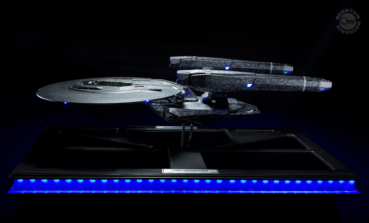 Star-Trek-Into-Darkness-USS-Vengeance-Replica.jpg