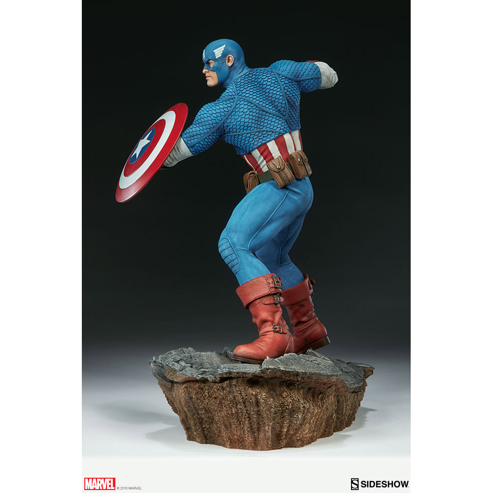 Avengers Assemble Captain America Statue