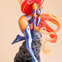 DC Comics Starfire Bishoujo Statue Side