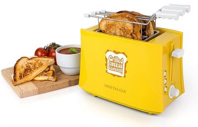 Crisp Toaster Collapses Into A Slimmer Slab When Not In Use