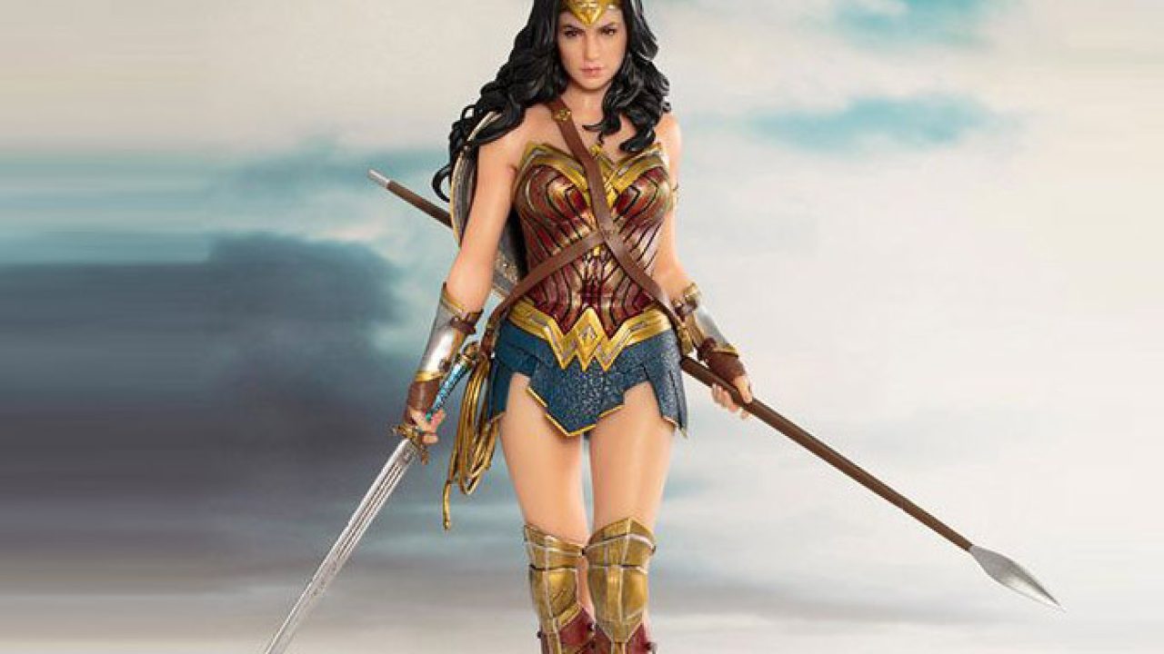 Justice League Movie Wonder Woman ArtFX+ Statue