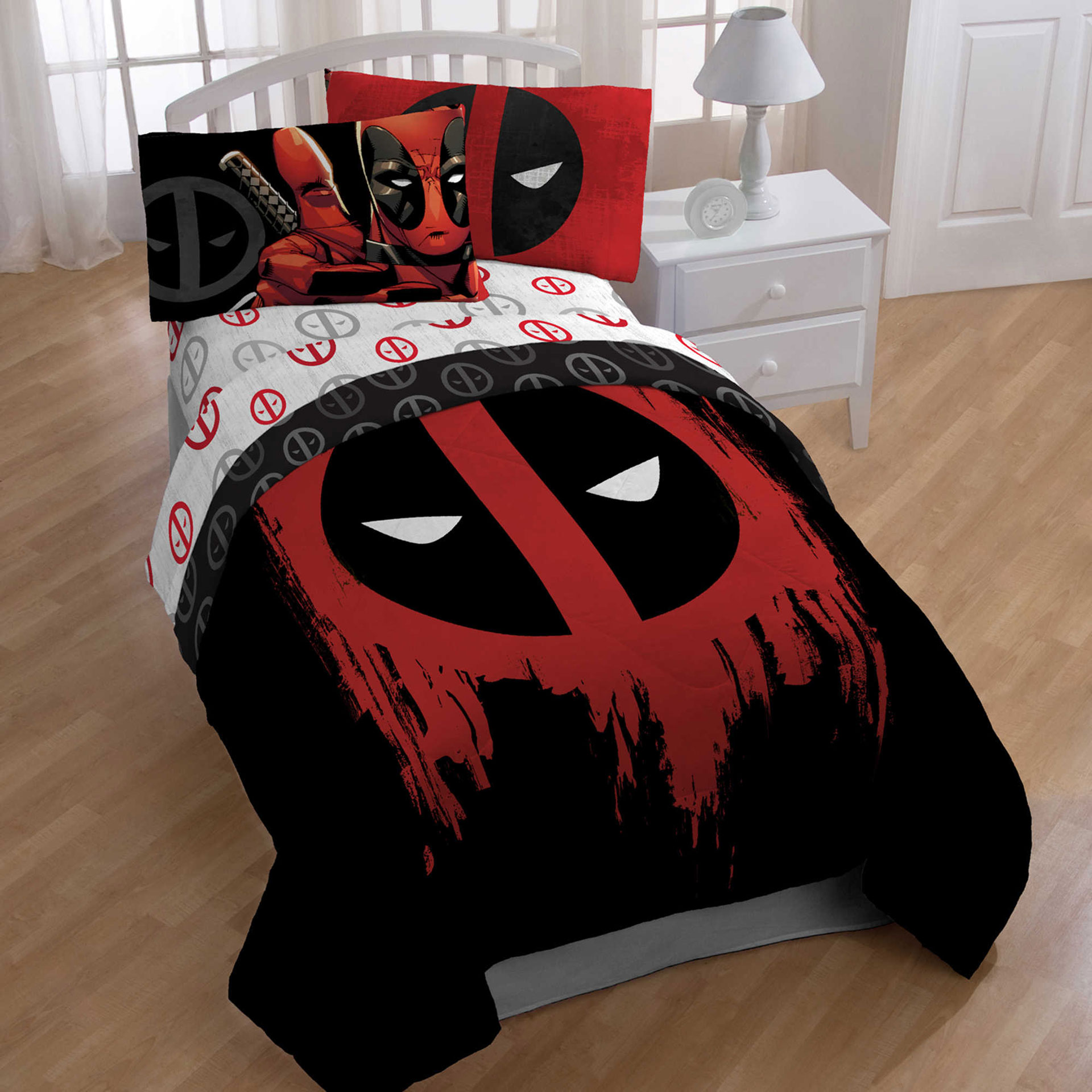 Hot Topic Marvel Deadpool Chimichangas Doormat