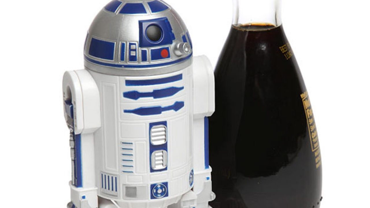 Exclusive R2-D2 Droid Popcorn And Drink Combo