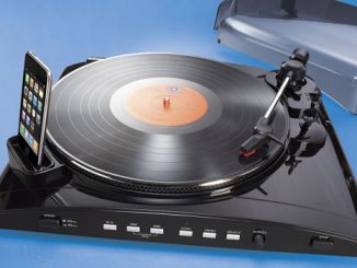 iPod and iPhone Turntable